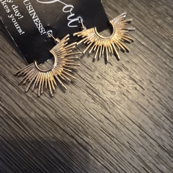 Gold and Silver Sunburst Earrings - Picture 1 of 2